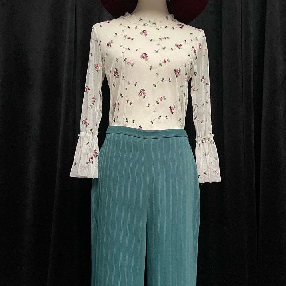 Garden Party Outfit Bundle - Picture 6 of 7